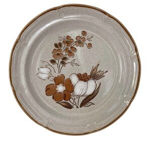 1970’s Hearthside Baroque Autumn Fair Dinner Plate